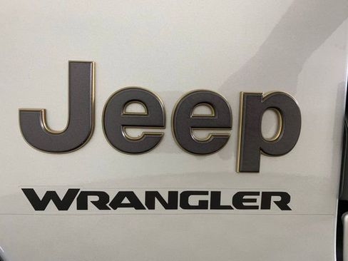 Used 2024 Jeep Wrangler Unlimited Rubicon 392 AWD/4WD image 36