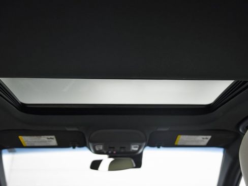 Used 2022 Cadillac CT4 Premium Luxury image 21