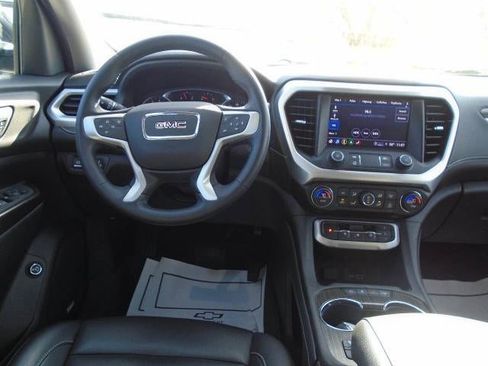 Used 2023 GMC Acadia SLT w/ Elevation Edition image 20