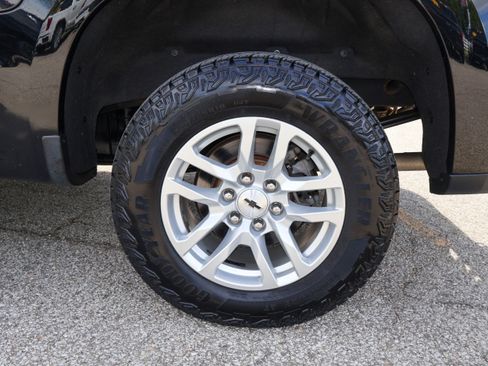 Used 2020 Chevrolet Silverado 1500 RST image 32