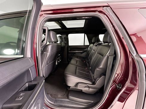 Used 2020 Ford Expedition Max XLT w/ Equipment Group 202A RWD image 27