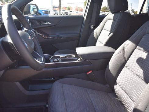 New 2026 Chevrolet Equinox LT image 13