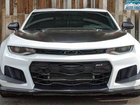 Used 2017 Chevrolet Camaro ZL1 RWD image 6