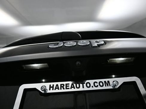 Used 2024 Jeep Compass Latitude AWD/4WD image 27