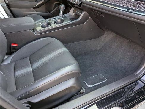 Used 2022 Honda Civic Sport image 15