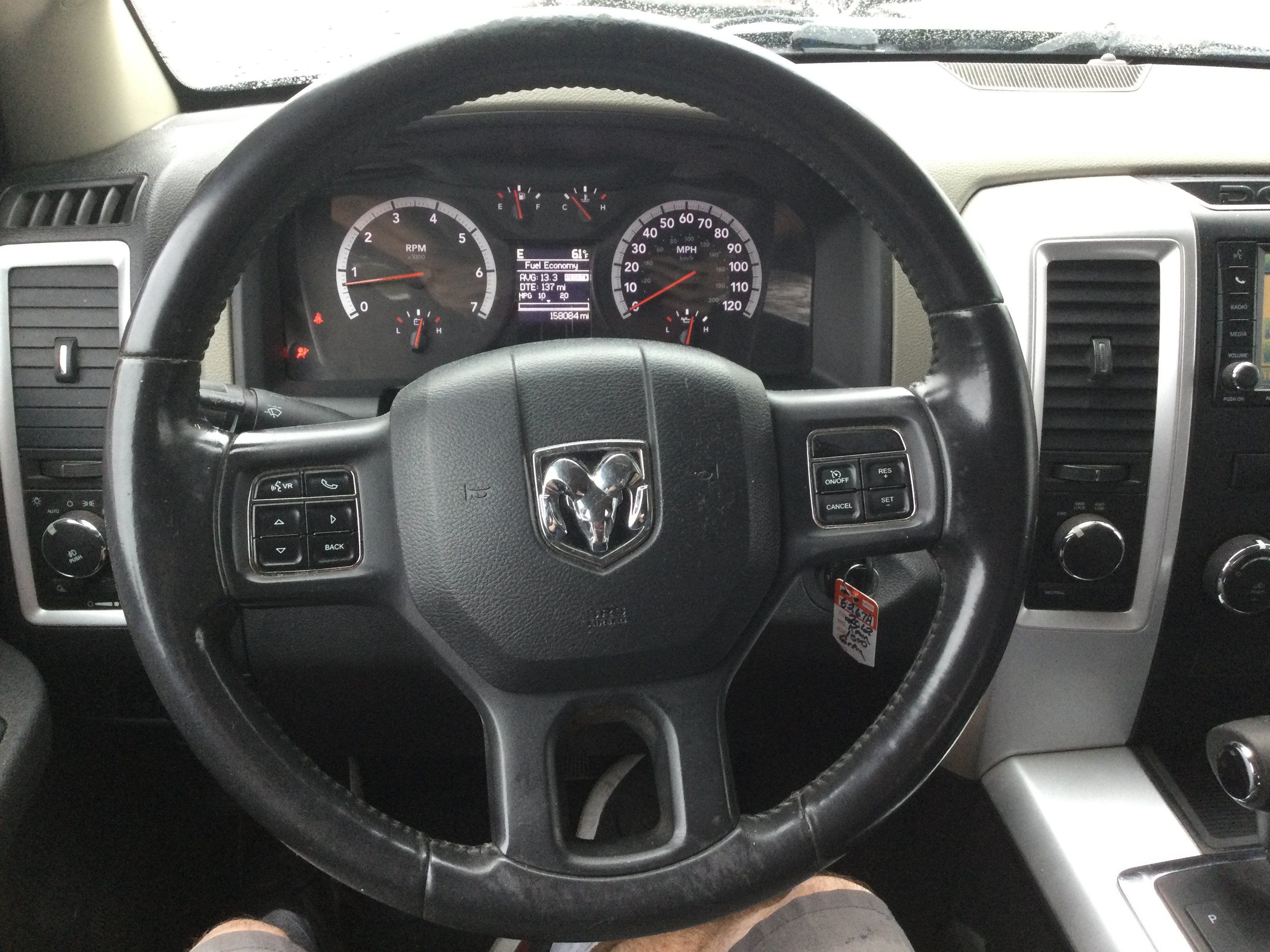 Used 2012 RAM 1500 Classic SLT w/ SLT Plus D←cor Group AWD/4WD image 9