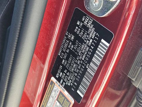 Certified 2025 Kia Sorento LX FWD image 32