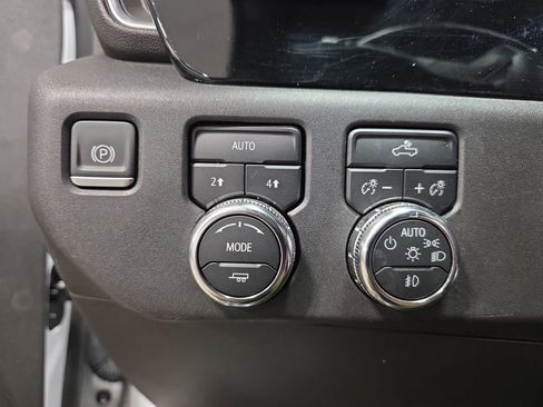 Certified 2023 GMC Sierra 1500 Elevation image 25