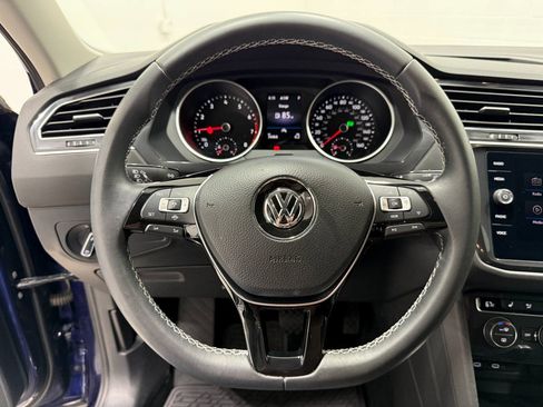 Used 2021 Volkswagen Tiguan SE FWD image 20