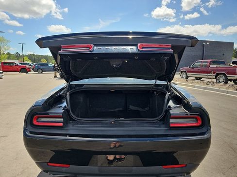 Used 2016 Dodge Challenger R/T RWD image 16