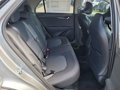 New 2026 Kia Niro LX FWD image 12