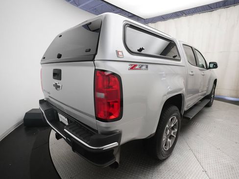 Used 2017 Chevrolet Colorado Z71 AWD/4WD image 13