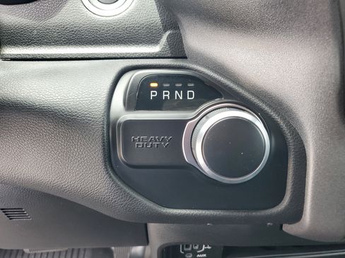 Used 2024 RAM 2500 Tradesman w/ Chrome Appearance Group image 22