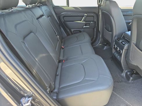 New 2026 Land Rover Defender 110 X-Dynamic SE AWD/4WD image 11