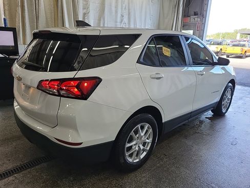 Used 2024 Chevrolet Equinox LS w/ LS Convenience Package FWD image 7