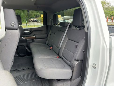 Used 2021 Chevrolet Silverado 1500 LT Trail Boss w/ LPO, Dark Essentials Package AWD/4WD image 19
