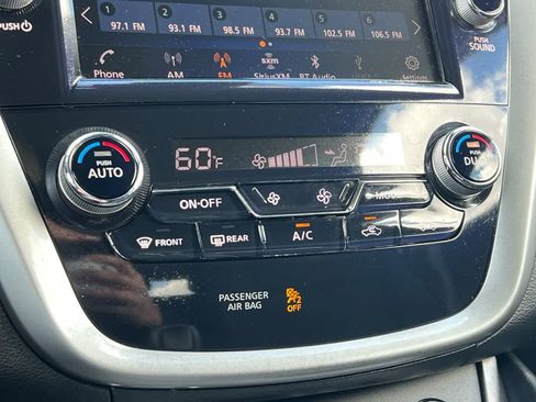 Used 2021 Nissan Murano SV FWD image 22