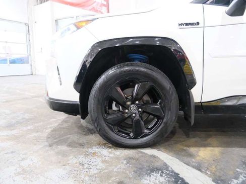 Used 2020 Toyota RAV4 XSE image 5