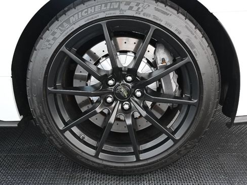 Used 2016 Ford Mustang Shelby GT350 w/ Technology Package RWD image 42