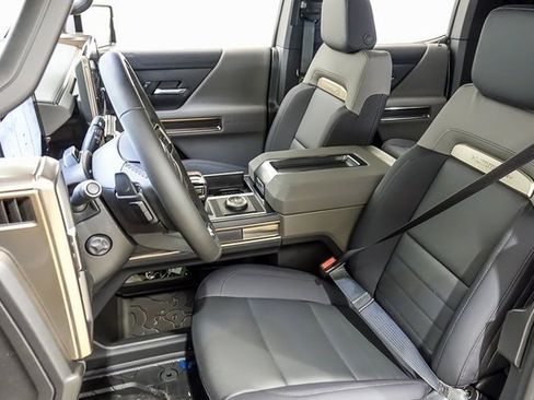 New 2025 GMC Hummer EV 3X image 10