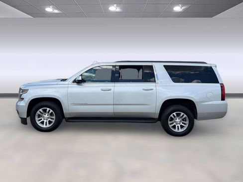 Used 2019 Chevrolet Suburban LT AWD/4WD image 2