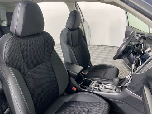 Used 2020 Subaru Forester Premium AWD/4WD image 16
