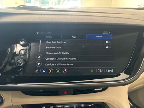 Used 2023 Buick Envision Avenir image 44