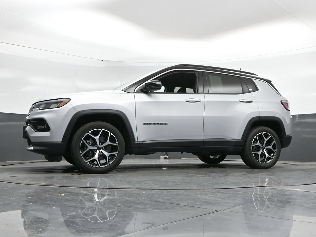 Used 2025 Jeep Compass Limited AWD/4WD image 45