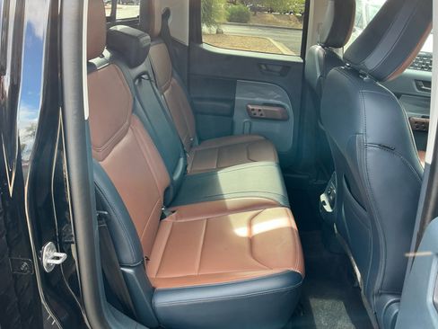 Used 2022 Ford Maverick Lariat w/ Lariat Luxury Package image 18