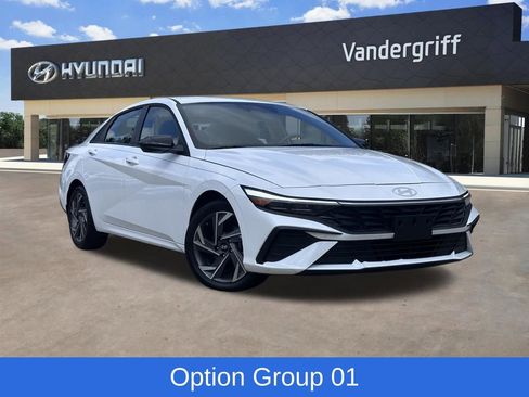 Used 2025 Hyundai Elantra Sport FWD image 1
