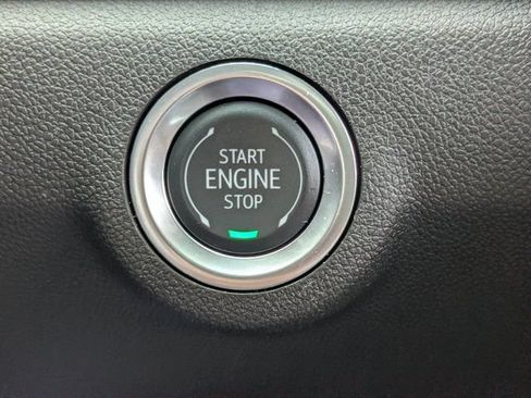Used 2025 GMC Terrain Elevation w/ Elevation Premium Package AWD/4WD image 24