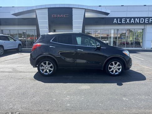 Used 2016 Buick Encore Convenience AWD/4WD image 2