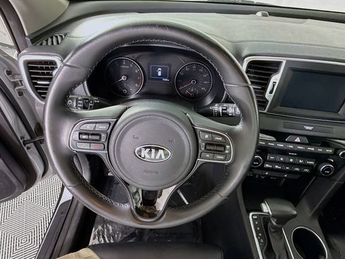 Used 2018 Kia Sportage EX AWD/4WD image 19