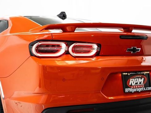 Used 2021 Chevrolet Camaro SS image 14