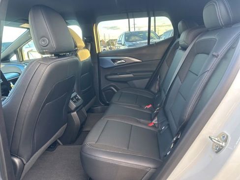 New 2026 Chevrolet Equinox EV LT image 28