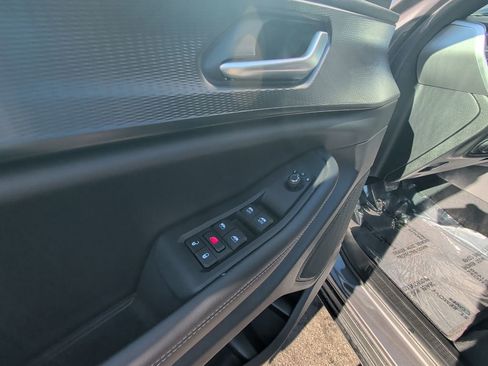 Used 2025 Jeep Grand Cherokee Laredo X w/ Luxury Tech Group I image 12