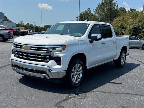 Used 2024 Chevrolet Silverado 1500 LTZ AWD/4WD image 7