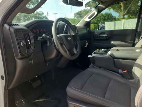 Certified 2025 Chevrolet Silverado 1500 Custom w/ Turbomax Blackout Package RWD image 22