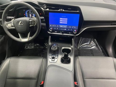 Certified 2023 Lexus RZ 450e Premium image 14