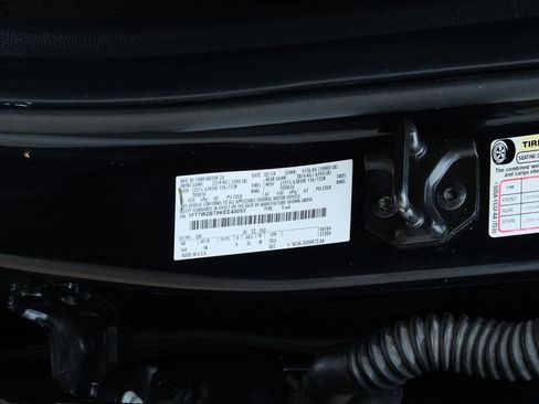 Used 2019 Ford F250 Lariat w/ Lariat Ultimate Package AWD/4WD image 58