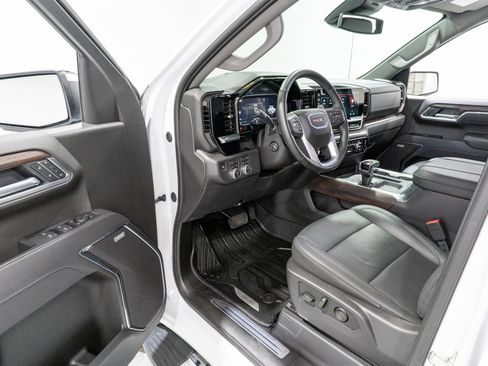 Used 2026 GMC Sierra 1500 SLT w/ SLT Premium Plus Package AWD/4WD image 14