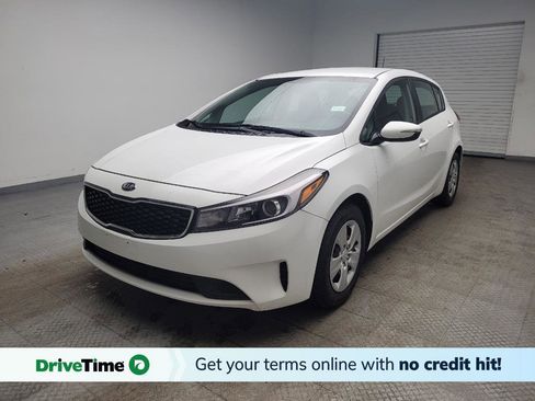 Used 2017 Kia Forte LX image 1