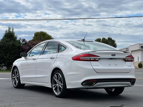 Used 2017 Ford Fusion Titanium AWD/4WD image 3