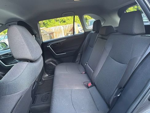 Used 2025 Toyota RAV4 LE AWD/4WD image 21
