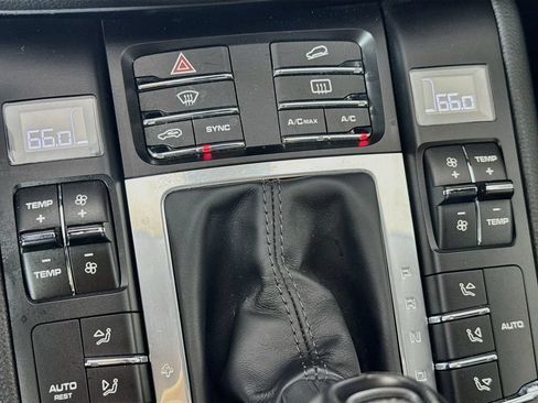 Used 2018 Porsche Macan S AWD/4WD image 18