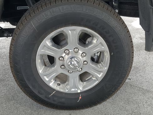 Used 2026 RAM 2500 Big Horn AWD/4WD image 7