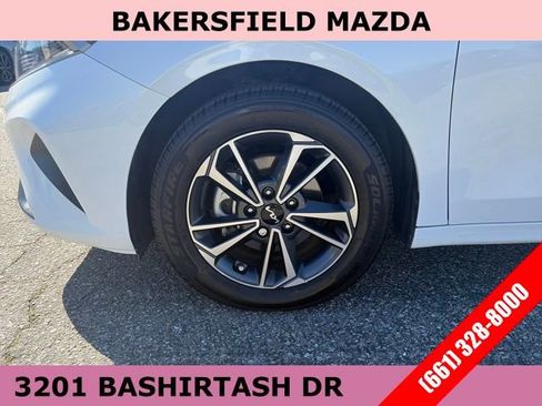 Used 2024 Kia Forte LXS image 18