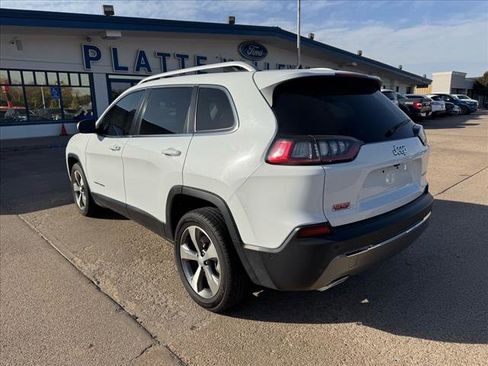 Used 2021 Jeep Cherokee Limited image 7