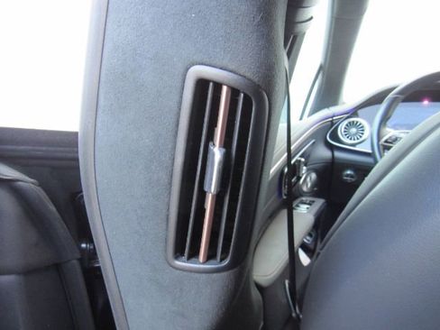 Used 2023 Mercedes-Benz EQS 580 4MATIC image 37