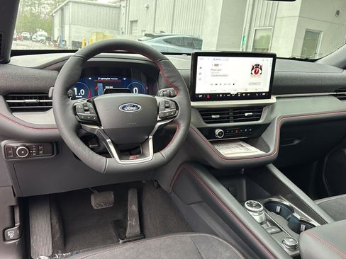 New 2026 Ford Explorer ST w/ Sun And Sound Package image 23